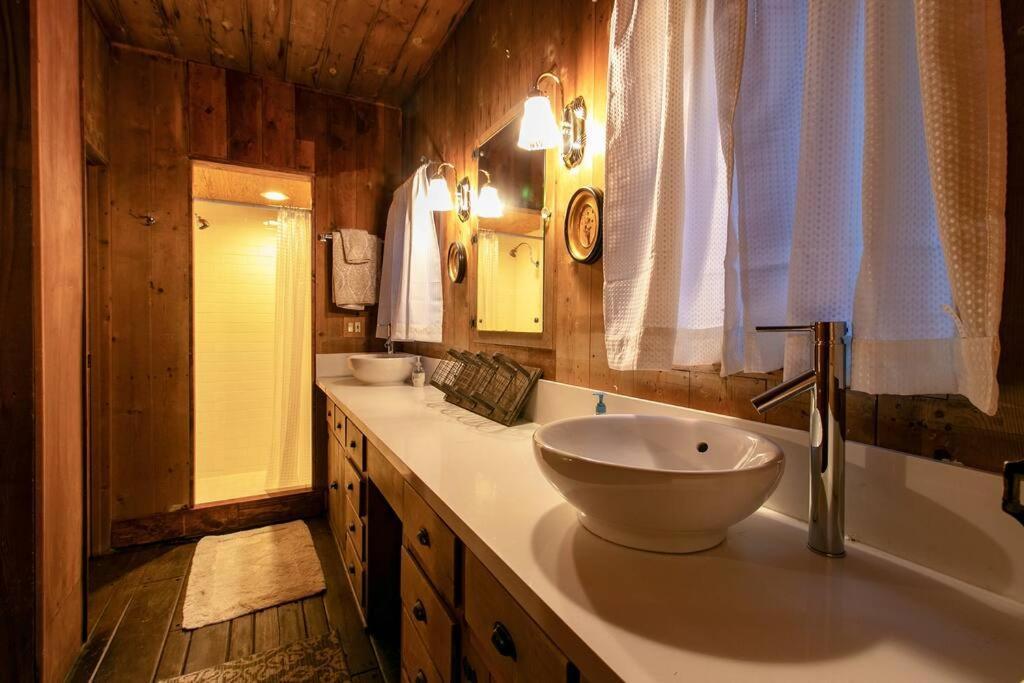 אידילווילד The Lodge At 11 Chimneys מראה חיצוני תמונה